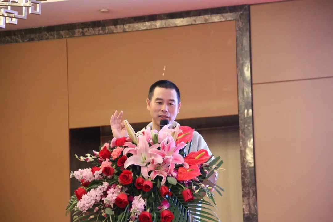 1553650702541223.jpg 640.webp (3).jpg